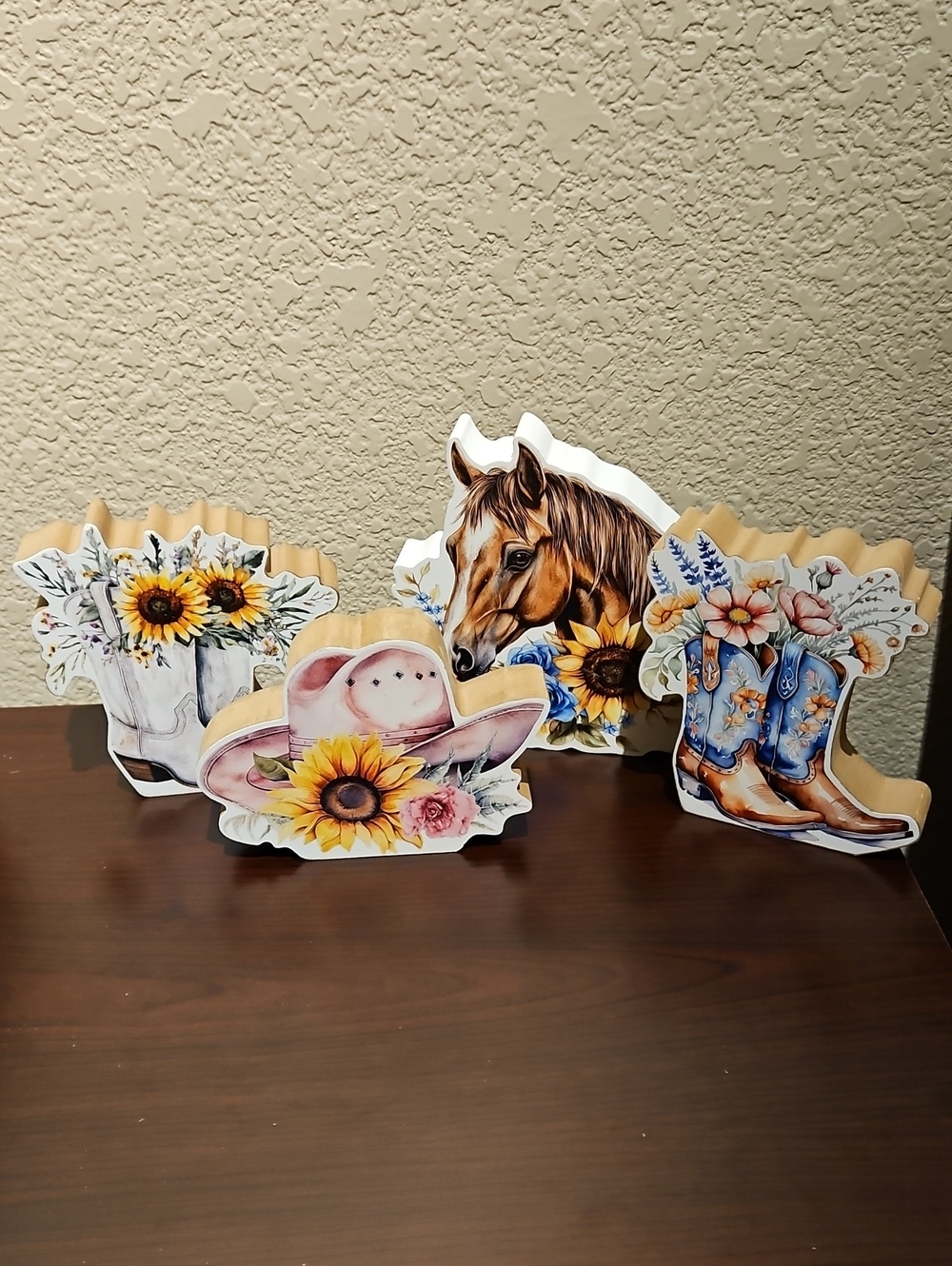 Western Home Decor (4 Pieces)